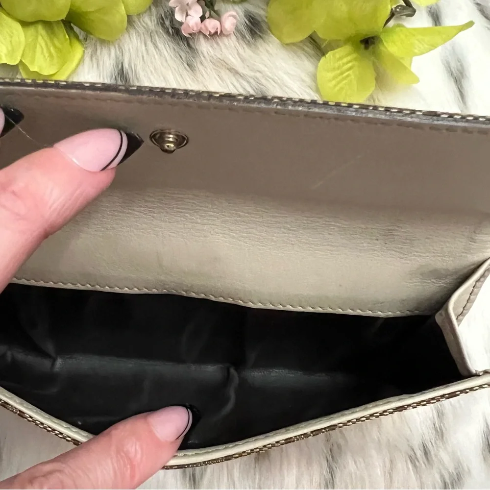 Gucci Long Wallet with Charms - Picture 7 of 15